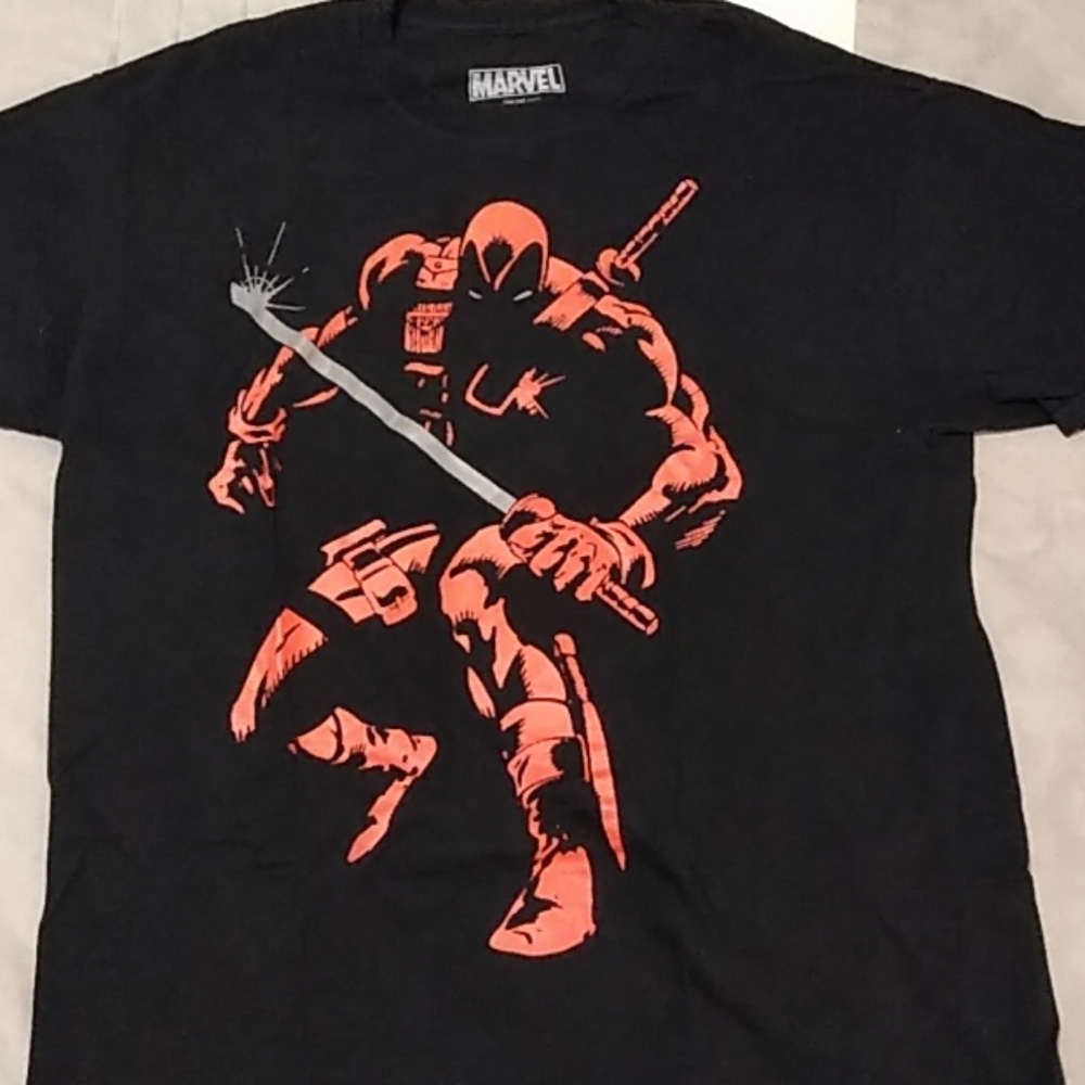 Deadpool T-shirt